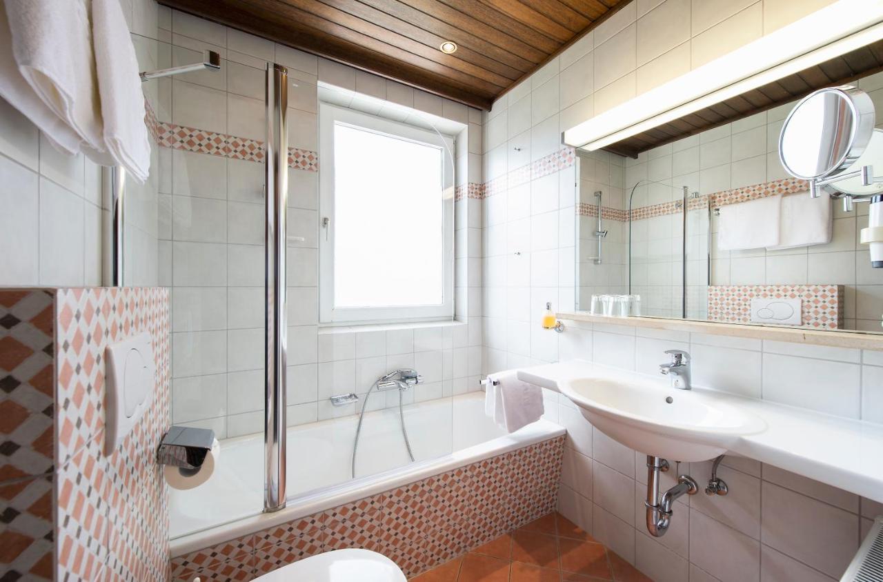 Landgasthof Altwirt Hotel Seeham